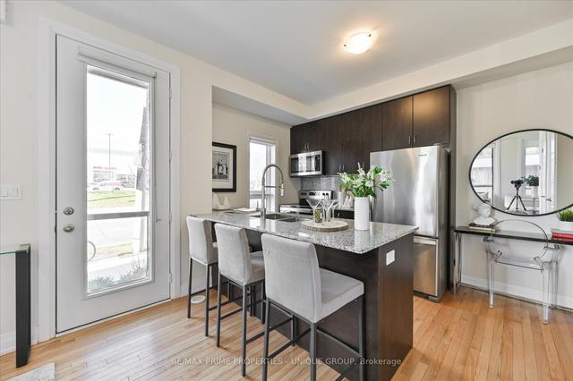 15 - 713 Lawrence Ave W, Townhouse with 2 bedrooms, 2 bathrooms and 1 parking in Toronto ON | Image 4
