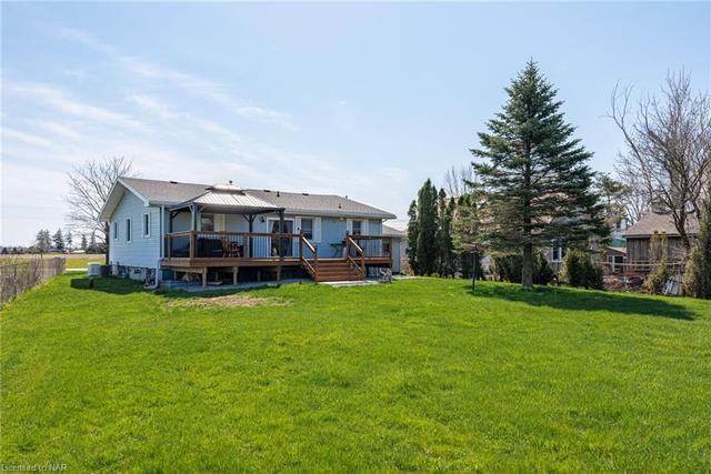 1162 Weaver Road, House detached with 3 bedrooms, 1 bathrooms and 5 parking in Port Colborne ON | Image 3