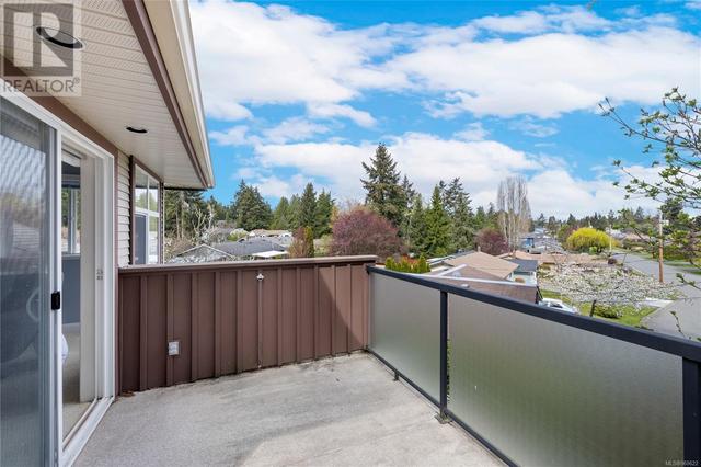 11 - 340 Young St, House attached with 2 bedrooms, 2 bathrooms and 2 parking in Parksville BC | Image 35
