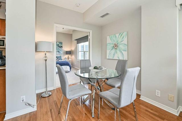411 - 736 Spadina Ave, Condo with 2 bedrooms, 2 bathrooms and 1 parking in Toronto ON | Image 7