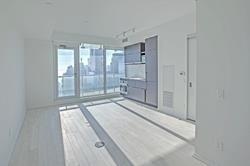 5508 - 197 Yonge St, Condo with 0 bedrooms, 1 bathrooms and 0 parking in Toronto ON | Image 2