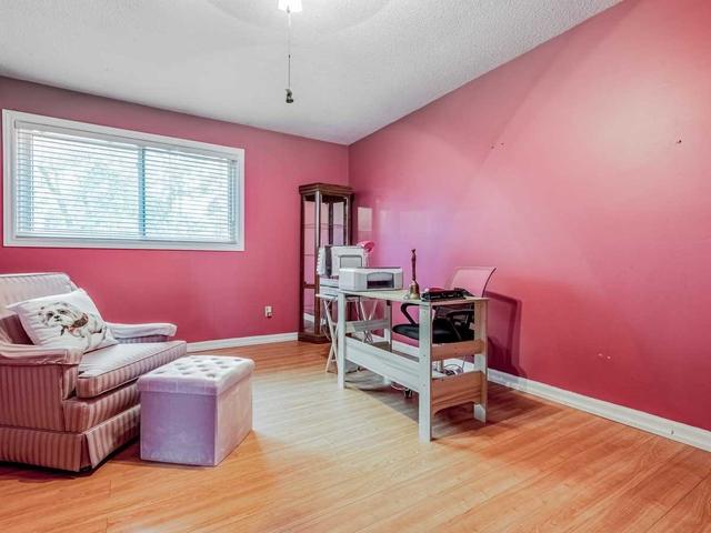 80 Sparklett Cres, House semidetached with 3 bedrooms, 2 bathrooms and 3 parking in Brampton ON | Image 8