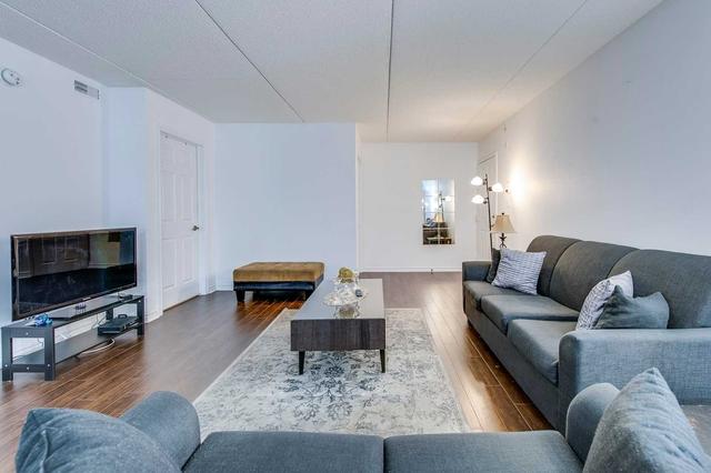 205 - 1810 Walkers Line, Condo with 1 bedrooms, 1 bathrooms and 1 parking in Burlington ON | Image 11