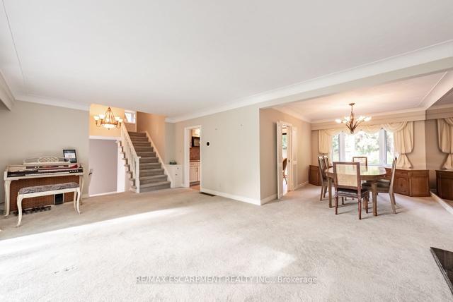195 Wilton St, House detached with 3 bedrooms, 4 bathrooms and 5 parking in Burlington ON | Image 3