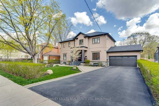 243 Armour Blvd, House detached with 4 bedrooms, 5 bathrooms and 8 parking in Toronto ON | Image 12