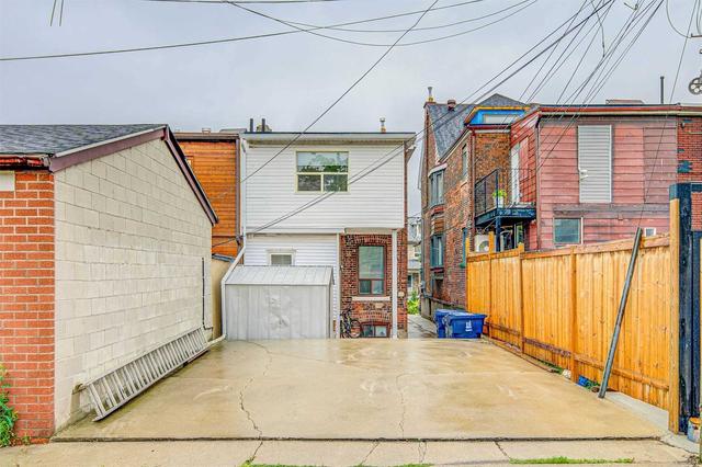 1409 Lansdowne Ave, House semidetached with 3 bedrooms, 3 bathrooms and 2 parking in Toronto ON | Image 28