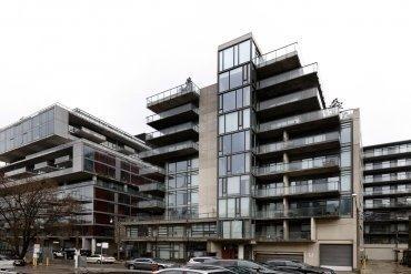 Th10 - 10 Morrison St, Townhouse with 2 bedrooms, 3 bathrooms and 1 parking in Toronto ON | Image 1