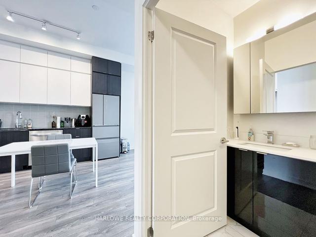 1201 - 100 Eagle Rock Way, Condo with 1 bedrooms, 1 bathrooms and 1 parking in Vaughan ON | Image 16