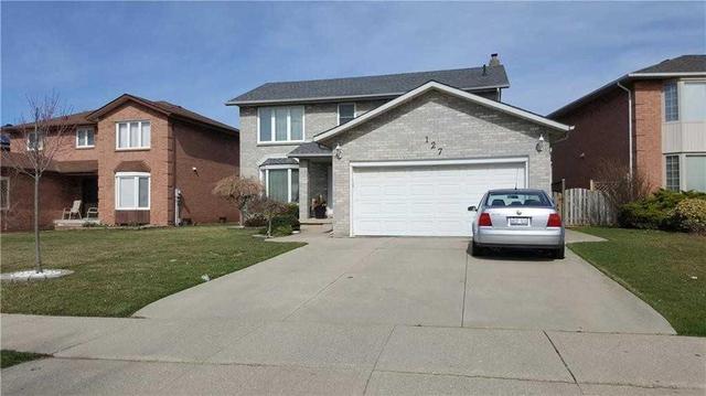 127 Valera Dr, House detached with 4 bedrooms, 3 bathrooms and 4 parking in Hamilton ON | Image 2