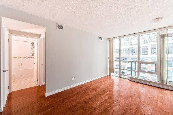 1201 - 263 Wellington St W, Condo with 1 bedrooms, 1 bathrooms and 0 parking in Toronto ON | Image 26
