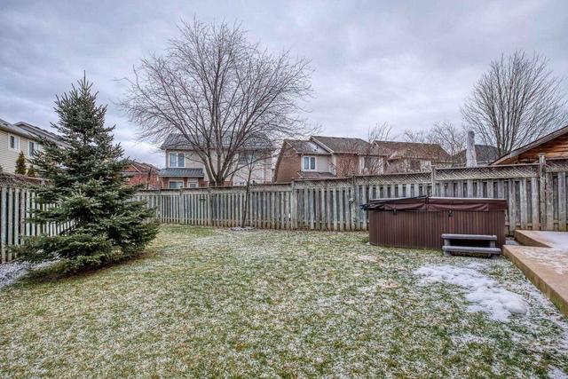 2232 Kenneth Cres, House detached with 3 bedrooms, 3 bathrooms and 3 parking in Burlington ON | Image 18