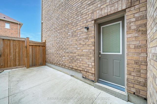 52 Fanning Tr, House detached with 4 bedrooms, 4 bathrooms and 4 parking in Brampton ON | Image 31