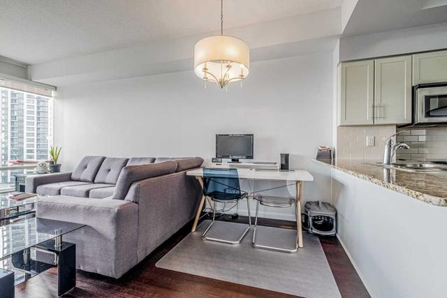 1608 - 15 Windermere Ave, Condo with 1 bedrooms, 2 bathrooms and 1 parking in Toronto ON | Image 6