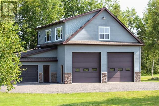 660 Saint Charles Sud, House detached with 3 bedrooms, 4 bathrooms and null parking in Saint Charles NB | Image 39
