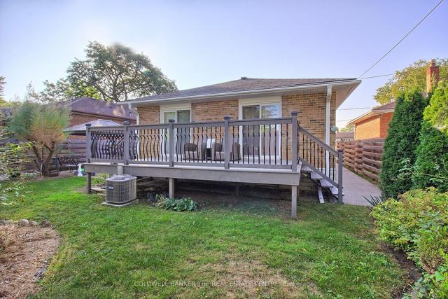 62 Mooreshead Dr, House detached with 3 bedrooms, 2 bathrooms and 5 parking in Toronto ON | Image 33
