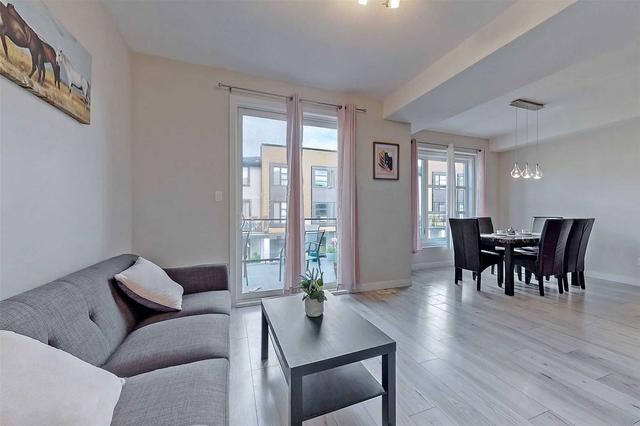 957 Battery Park, Townhouse with 4 bedrooms, 3 bathrooms and 2 parking in London ON | Image 2