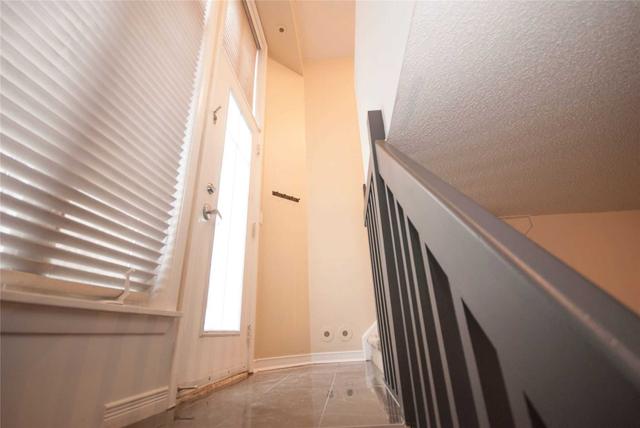 907 50 Western Battery Rd, Townhouse with 1 bedrooms, 1 bathrooms and 1 parking in Toronto ON | Image 6