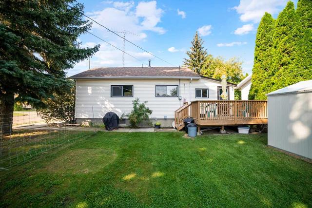 4902 52 Street, House detached with 3 bedrooms, 1 bathrooms and 2 parking in Sedgewick AB | Image 22