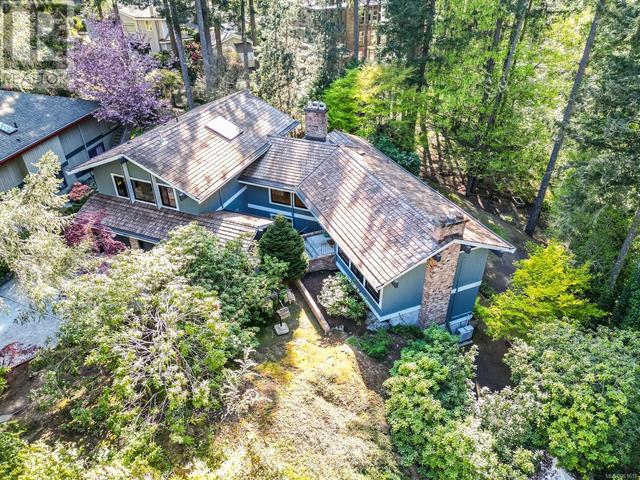 973 Wagonwood Pl, House detached with 4 bedrooms, 3 bathrooms and 4 parking in Saanich BC | Image 45