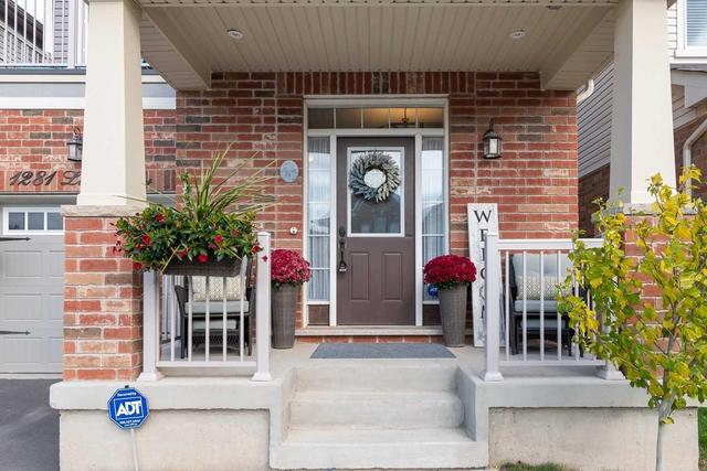 1281 Leger Way, House detached with 3 bedrooms, 3 bathrooms and 1 parking in Milton ON | Image 2