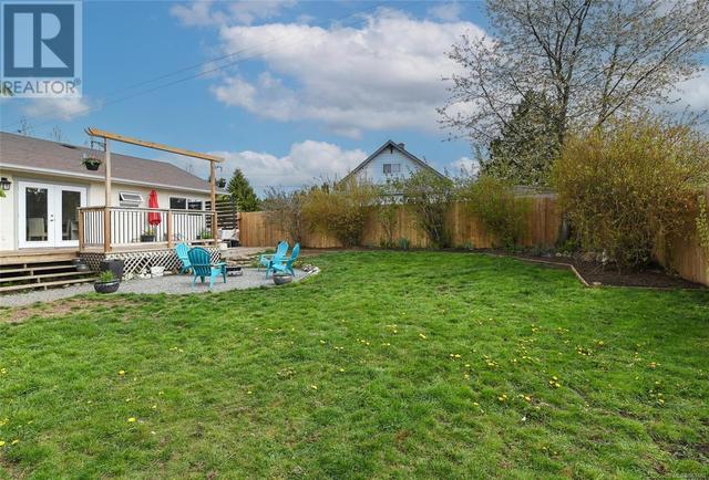 1380 Cumberland Rd, House detached with 3 bedrooms, 2 bathrooms and 2 parking in Courtenay BC | Image 28