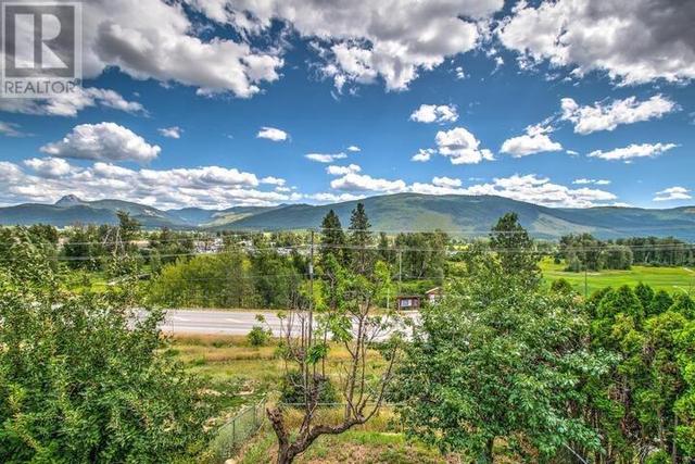 1885 Grandview Avenue, House detached with 5 bedrooms, 2 bathrooms and null parking in Lumby BC | Image 30
