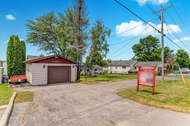 213 Snug Harbour Rd, House detached with 2 bedrooms, 2 bathrooms and 5 parking in Kawartha Lakes ON | Image 23