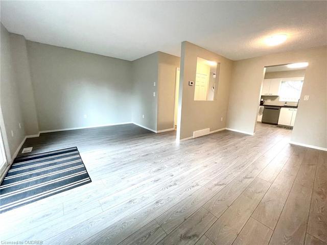 14 - 65 Dorchester Boulevard, House attached with 3 bedrooms, 1 bathrooms and null parking in St. Catharines ON | Image 16
