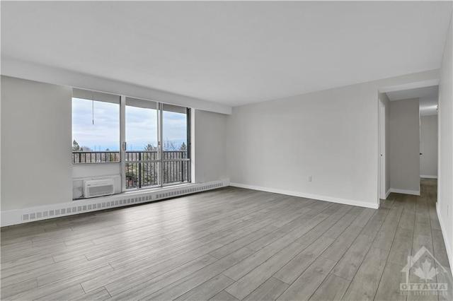 505 - 2400 Virginia Drive, Condo with 3 bedrooms, 2 bathrooms and 1 parking in Ottawa ON | Image 6