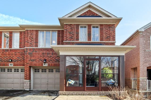 971 Oaktree Cres, House semidetached with 4 bedrooms, 3 bathrooms and 3 parking in Newmarket ON | Image 12