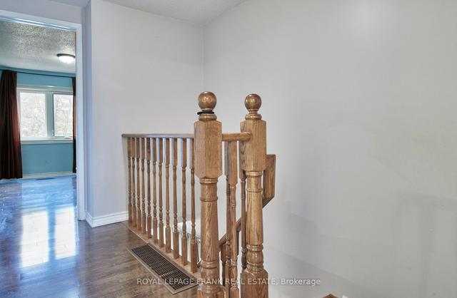 35 - 33 Dundalk Dr, Townhouse with 3 bedrooms, 3 bathrooms and 1 parking in Toronto ON | Image 4