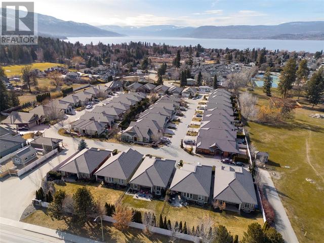 105 - 4450 Gordon Drive, House detached with 4 bedrooms, 3 bathrooms and 4 parking in Kelowna BC | Image 47