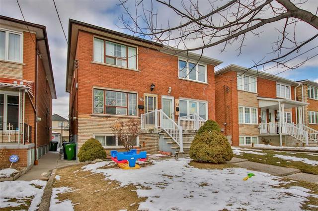 14 Lambert Ave, House semidetached with 3 bedrooms, 2 bathrooms and 1 parking in Toronto ON | Image 23