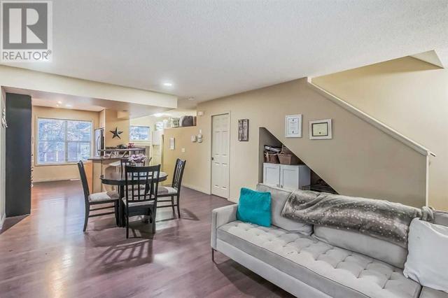 3074 New Brighton Gardens, House attached with 2 bedrooms, 2 bathrooms and 2 parking in Calgary AB | Image 18