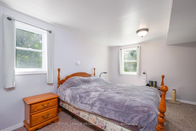 17 Bay St, House detached with 3 bedrooms, 2 bathrooms and 10 parking in Westport ON | Image 25