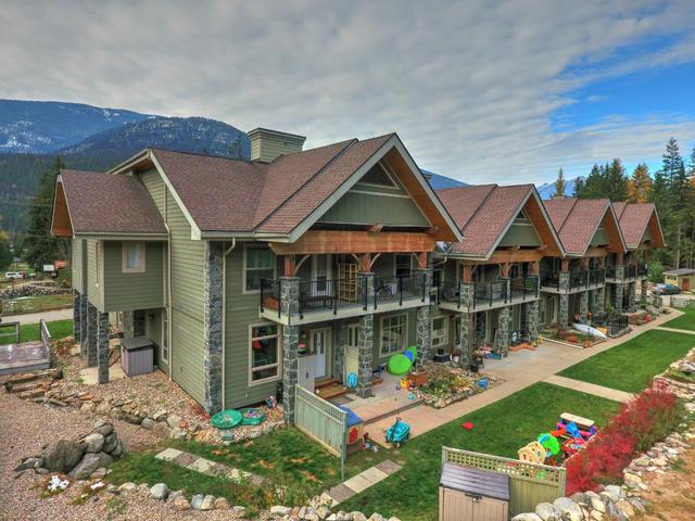 9 - 912 Slocan St, Condo with 2 bedrooms, 2 bathrooms and null parking in Slocan BC | Image 12