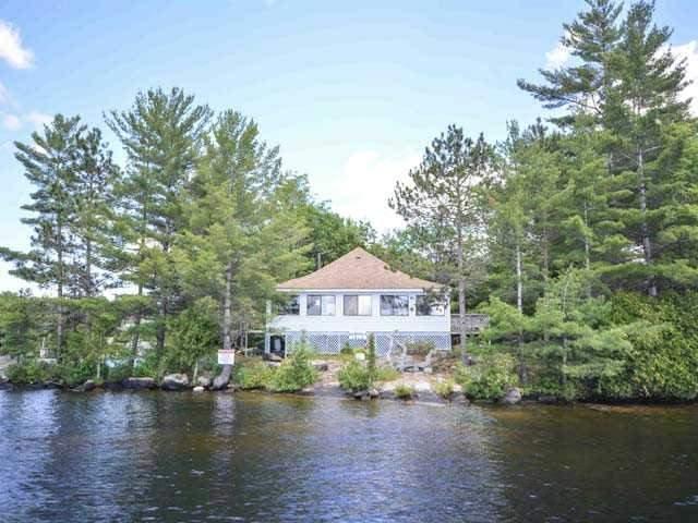 1889 Island 124, House detached with 3 bedrooms, 2 bathrooms and null parking in Severn ON | Image 7