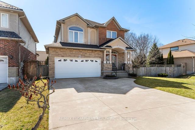 52 Whiterock Ave, House detached with 3 bedrooms, 3 bathrooms and 6 parking in Hamilton ON | Image 12