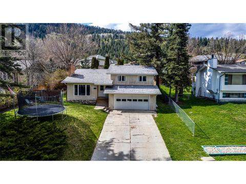 1824 Saddleview Avenue, House detached with 5 bedrooms, 1 bathrooms and 2 parking in Lumby BC | Card Image