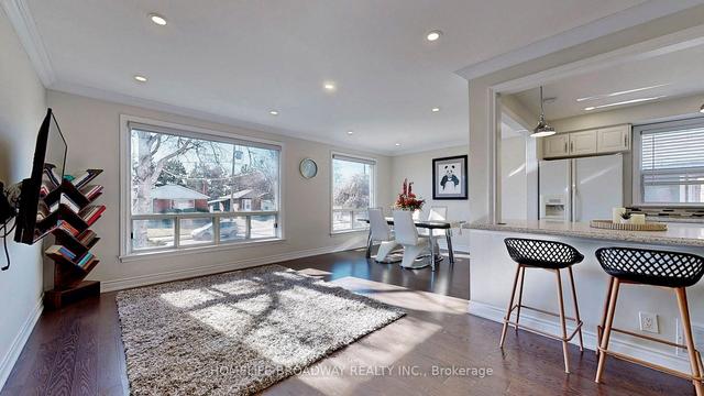 54 Lowcrest Blvd, House detached with 3 bedrooms, 4 bathrooms and 4 parking in Toronto ON | Image 32