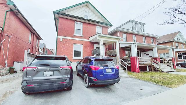 138 Division St, House detached with 3 bedrooms, 3 bathrooms and 2 parking in Oshawa ON | Card Image