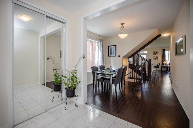 9 Emily St, House detached with 4 bedrooms, 4 bathrooms and 3 parking in Brampton ON | Image 38
