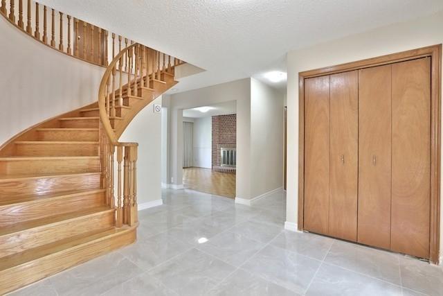16 Clayland Dr, House detached with 4 bedrooms, 4 bathrooms and 5 parking in Toronto ON | Image 2