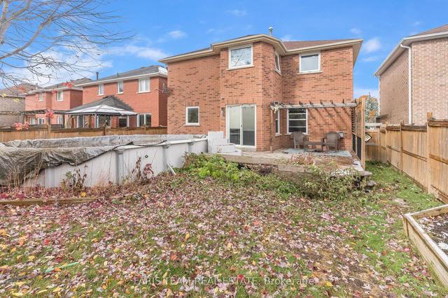 121 Taylor Dr, House detached with 4 bedrooms, 3 bathrooms and 6 parking in Barrie ON | Image 15