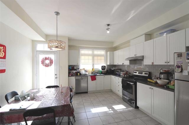 125 Dundas Way, House attached with 4 bedrooms, 4 bathrooms and 2 parking in Markham ON | Image 24