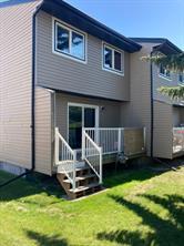 22 - 96 Holmes Street, Home with 3 bedrooms, 1 bathrooms and 1 parking in Red Deer County AB | Image 2