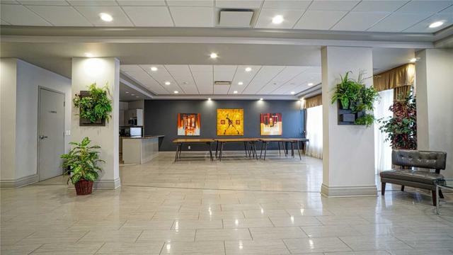 610 - 50 Disera Dr, Condo with 1 bedrooms, 2 bathrooms and 1 parking in Vaughan ON | Image 16