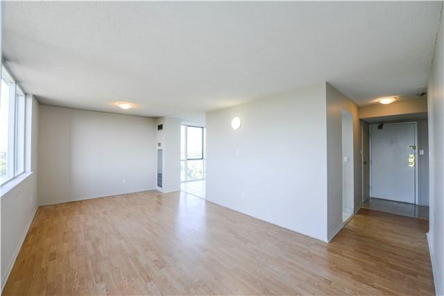 1001 - 10 Markbrook Lane, Condo with 2 bedrooms, 2 bathrooms and 1 parking in Toronto ON | Image 8