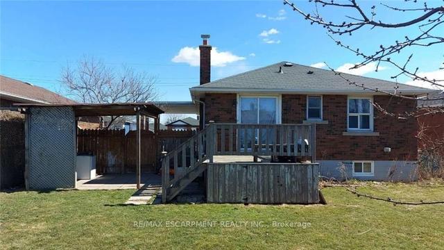 50 Toby Cres, House detached with 4 bedrooms, 2 bathrooms and 6 parking in Hamilton ON | Image 8