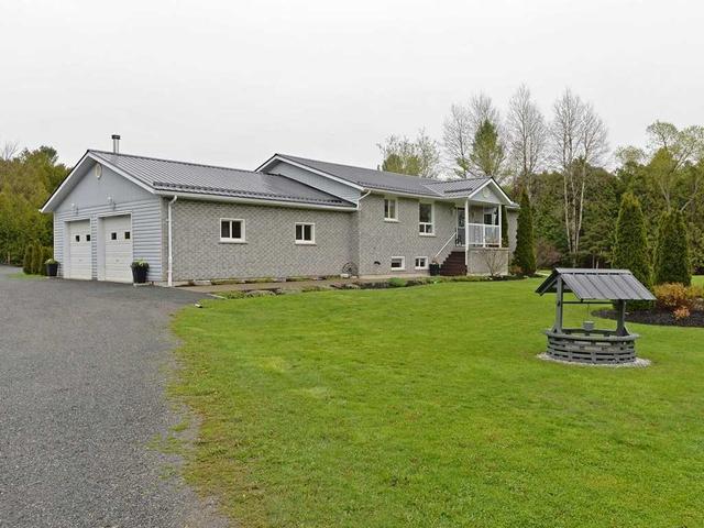 443 County Road 40 Rd, House detached with 2 bedrooms, 3 bathrooms and 12 parking in Douro Dummer ON | Image 12